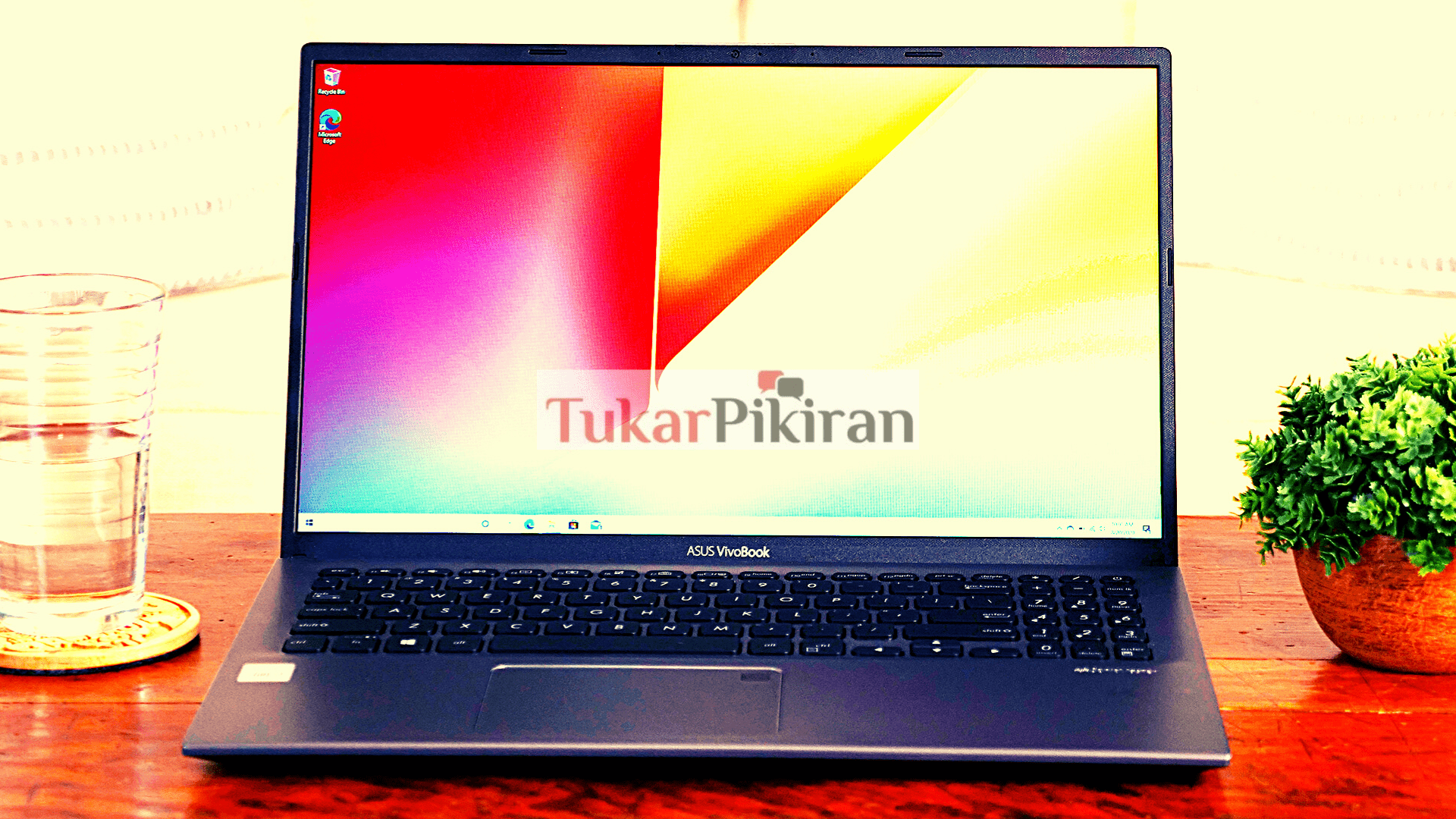 Laptop Tipis Terbaik, Ringan, dan Harga Murah